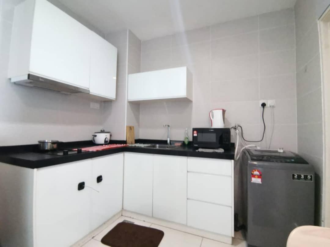 Homestay Kuala Lumpur ; Terminal Tbs ; Bukit Jalil 外观 照片