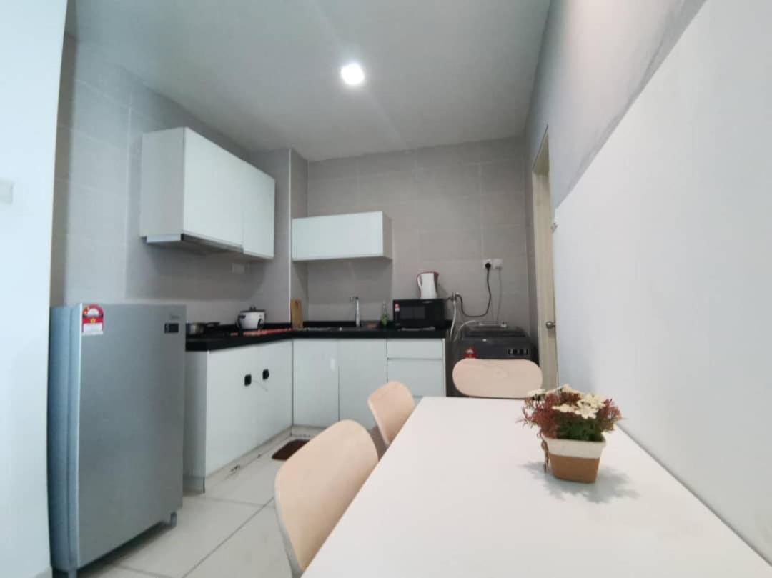 Homestay Kuala Lumpur ; Terminal Tbs ; Bukit Jalil 外观 照片